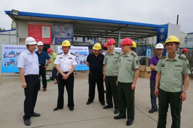 市政府消防工作考核小組來(lái)財富中心項目進(jìn)行消防檢查
